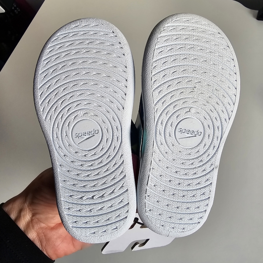Speedo Infant Splash and Sun Water Shoes Small (5-6) NEW - Picture 3 of 8
